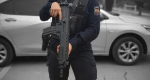 Polícia Militar salva bebê recém-nascido