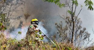 Guarnição do Corpo de Bombeiros é destacada para o Jordão para atuar no combate às queimadas