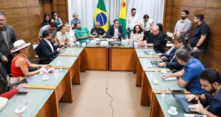 Governo dialoga com Sindicato dos Trabalhadores em Educação do Acre