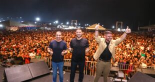 Gladson Cameli prestigia abertura do Festival da Farinha em Cruzeiro do Sul