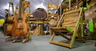 Instrumentos musicais fabricados por apenados fazem sucesso na Expoacre Juruá