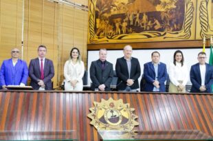 Atendendo requerimento de Pedro Longo Aleac realiza sessão solene pelo reconhecimento de farmácias e drogarias como  estabelecimentos de saúde