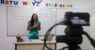 Acre volta às aulas remotas por causa da fumaça