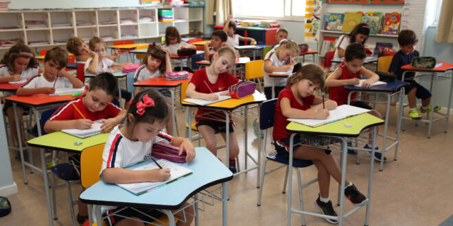 Aulas presenciais são retomadas em toda a rede estadual de ensino nesta quinta-feira