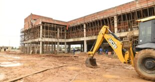 Ordem de serviço para nova etapa da maternidade de Rio Branco, é assinada