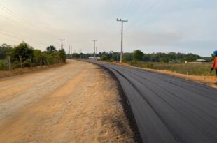 Governo aplica 1.500 toneladas de massa asfáltica na segunda etapa da obra na AC-405