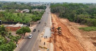 Deracre avança em obras de estabilização na Avenida Antônio da Rocha Viana
