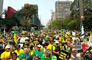 Que pátria é a deles?