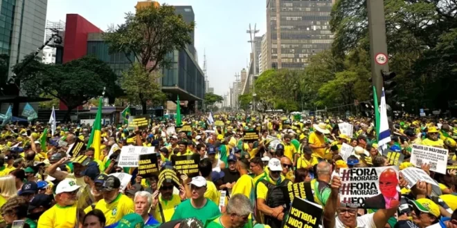 Que pátria é a deles?