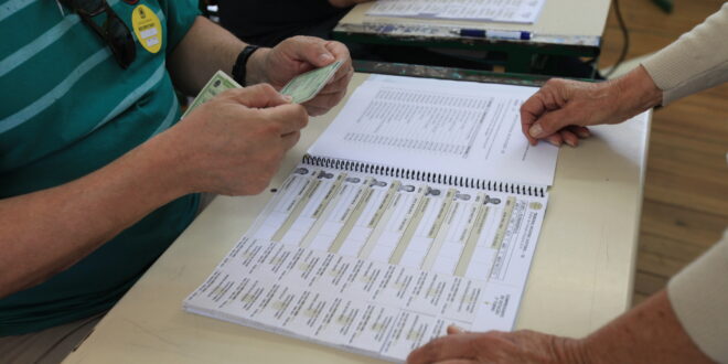 Saiba qual é a função das mesárias e dos mesários nas eleições