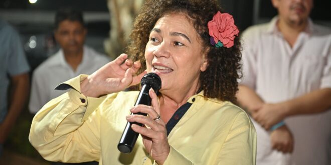 Perpétua Almeida garante R$ 2 milhões em equipamentos para produtores