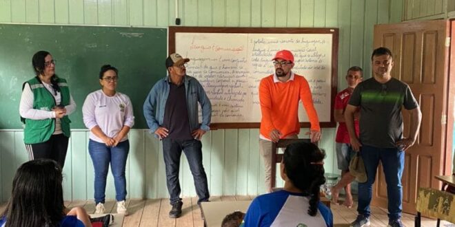 Ouvidoria da Educação vai até Porto Walter para dialogar com a comunidade escolar
