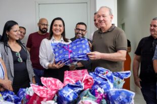 Servidores da Segov doam brinquedos e agasalhos à campanha ‘Faça Uma Criança Sorrir’