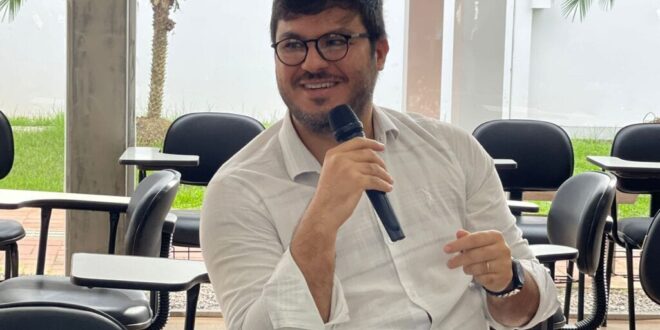 Mudança na Sema: sai Julie Messias entra Leonardo Carvalho
