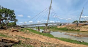 600 toneladas de entulhos e 800 pneus são retirados do Rio Acre em 9 dias