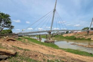 600 toneladas de entulhos e 800 pneus são retirados do Rio Acre em 9 dias