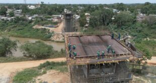 Deracre realiza vistoria nas obras da Ponte da Sibéria e nas estradas da Variante e Borracha