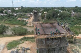 Deracre realiza vistoria nas obras da Ponte da Sibéria e nas estradas da Variante e Borracha