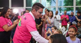 Outubro Rosa: governador anuncia mutirão de cirurgia que vai atender 160 mulheres