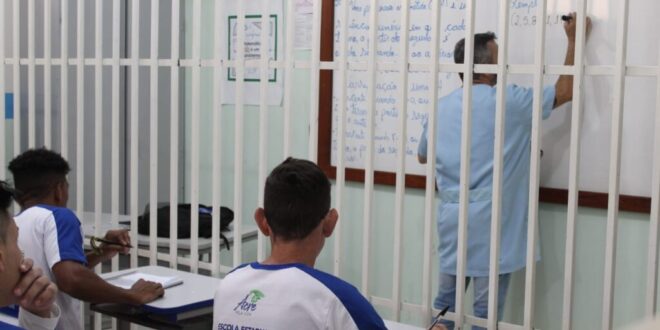 Provas do Encceja para privados de liberdade acontecem amanhã e terça