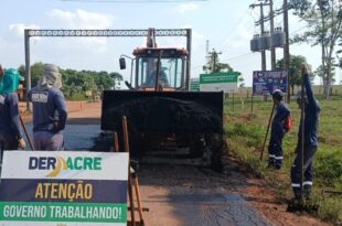 Deracre mantém obras na AC-475 enquanto aguarda liberação de recursos federais