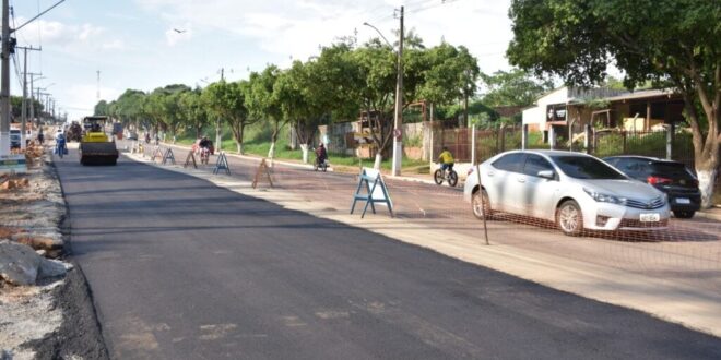 Trânsito liberado: Avenida Antônio da Rocha Viana é reaberta