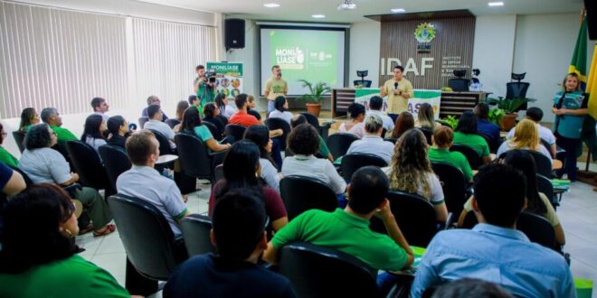 Caravana Educativa da Monilíase leva informação para técnicos e agrônomos da Região Norte