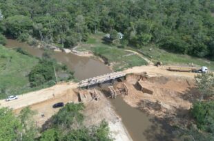 Deracre vistoria construção da Ponte do Viola