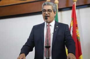 Edvaldo Magalhães volta a defender retirada da exigência de videoaula do concurso da Educação