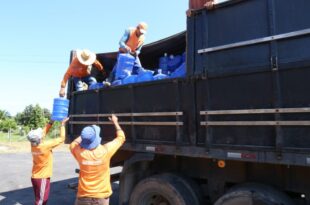 Seca extrema: governo entrega água potável para famílias atingidas pela estiagem em Cruzeiro do Sul