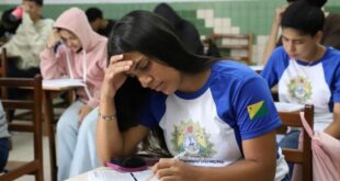 Educação realiza dia D do Simula Enem na Escola Tancredo Neves