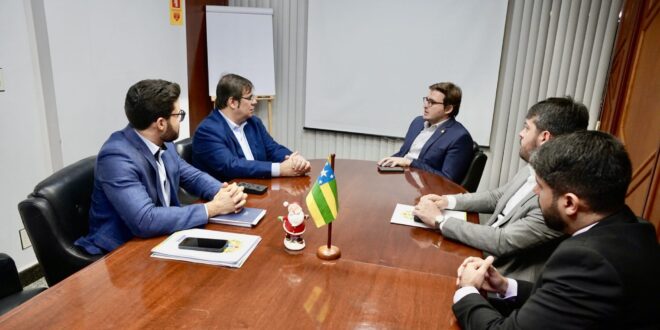 Representações dos governos do Acre e Sergipe fortalecem parceria institucional