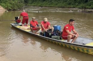 Bombeiros de Cruzeiro do Sul resgatam jovem após três dias perdido na floresta