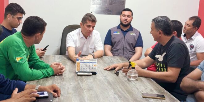 Ageac e sindicato dos taxistas tratam de regulamentação e melhorias para o transporte intermunicipal