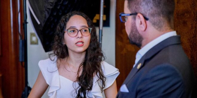 Acreana de 16 anos vai participar de programas nas universidades de Harvard e Yale nos EUA