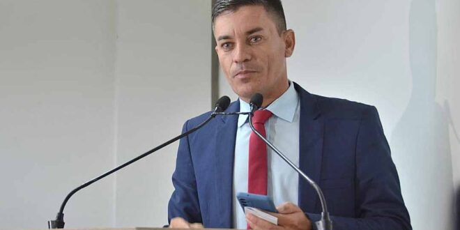 Presidente da Câmara de Rio Branco sofre acidente na AC-40