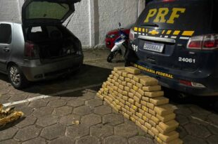 PRF intercepta veículo carregado com 107 kg de maconha