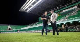 Mais de 10 mil pessoas são esperadas para amistoso, que marca reabertura do Arena da Floresta