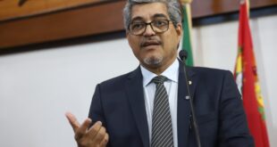 Pela exclusão do item: para Edvaldo apenas a extensão do prazo para apresentação de videoaula no concurso da Educação não resolve