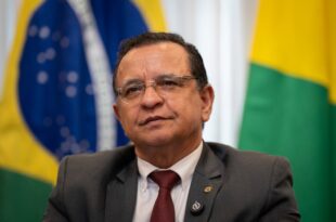 Governo se reúne com empresários peruanos para implementar malha aérea em voos entre o Peru e o Acre