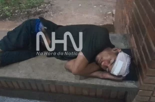 Anda sobre telhado de escola e apanha de vigilante
