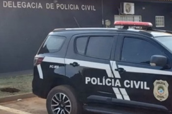 Adolescente autista é preso em sala de aula enquanto resto da turma é levado para passeio