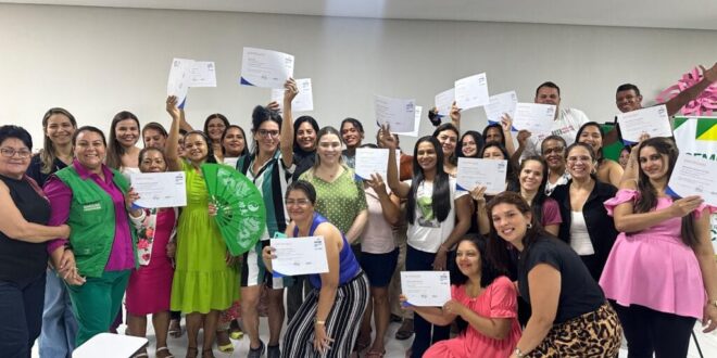 Governo do Acre realiza certificação de mulheres em cursos profissionalizantes