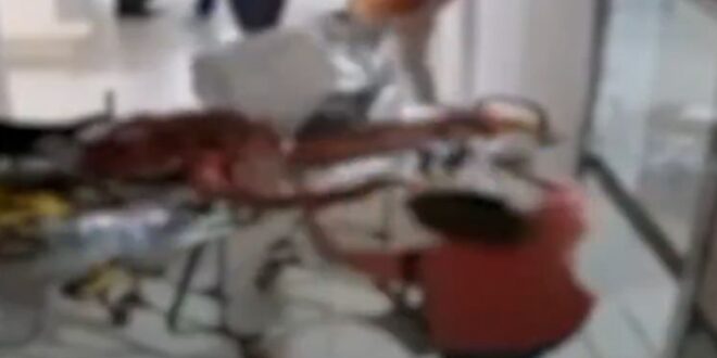 Mulher invade hospital e ataca homem com 30 facadas
