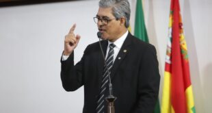 Com explosão de denúncias na aplicação das provas da Educação, Edvaldo defende escolha de nova banca e reaplicação das avaliações