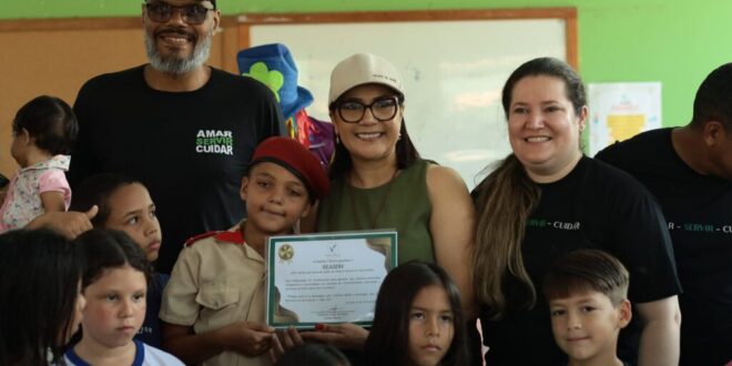 Vice-governadora participa de ação social no bairro Cidade do Povo