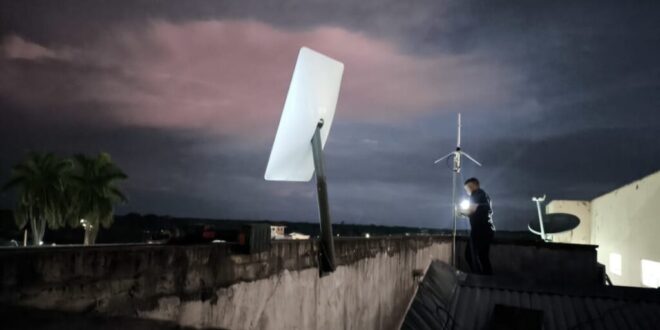 Segurança Pública amplia conectividade em municípios do Juruá com internet via satélite