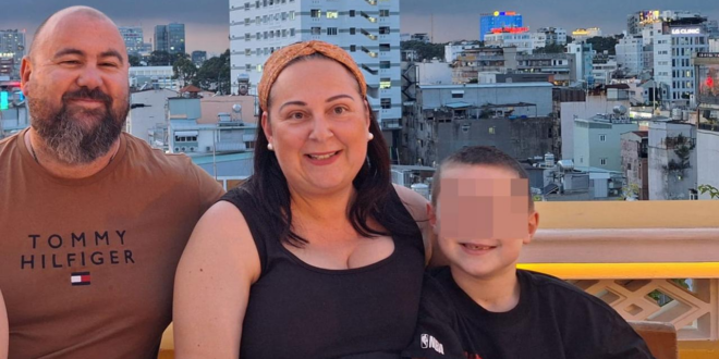 Pais fazem filho acreditar ter câncer para ganhar dinheiro com doações