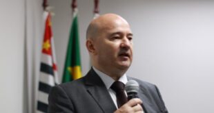 Delegado chefe da inteligência de SP é afastado por envolvimento com PCC