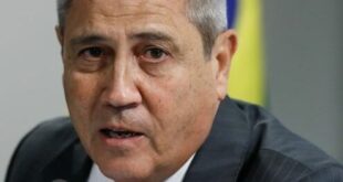 Braga Netto “deixou de ser militar” e atuou como político, dizem Forças Armadas sobre plano de golpe